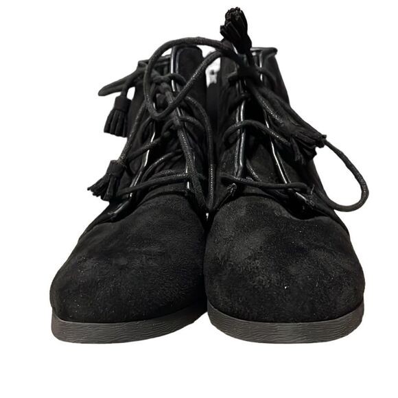 Madden Girl Wedge Bootie Woman’s 10 DALLYY Black Micro Suede Lace Up Round Toe - Picture 8 of 11